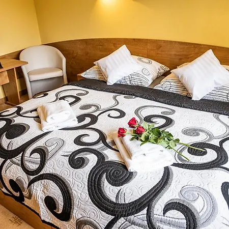 U Vierky ולקה לומניקה