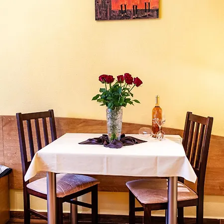 U Vierky Vel'ka Lomnica